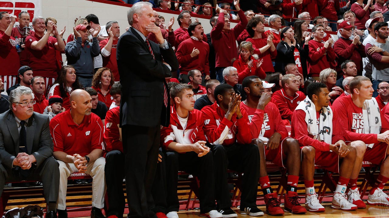 Badgers will be on the defensive against Minnesota